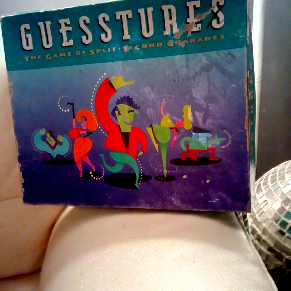 1990 Guessters Charades 1st edition milton bradley